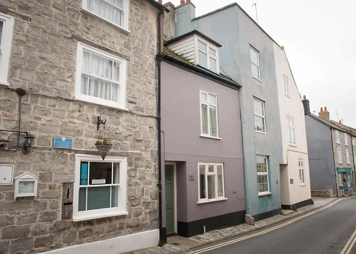 Teal House