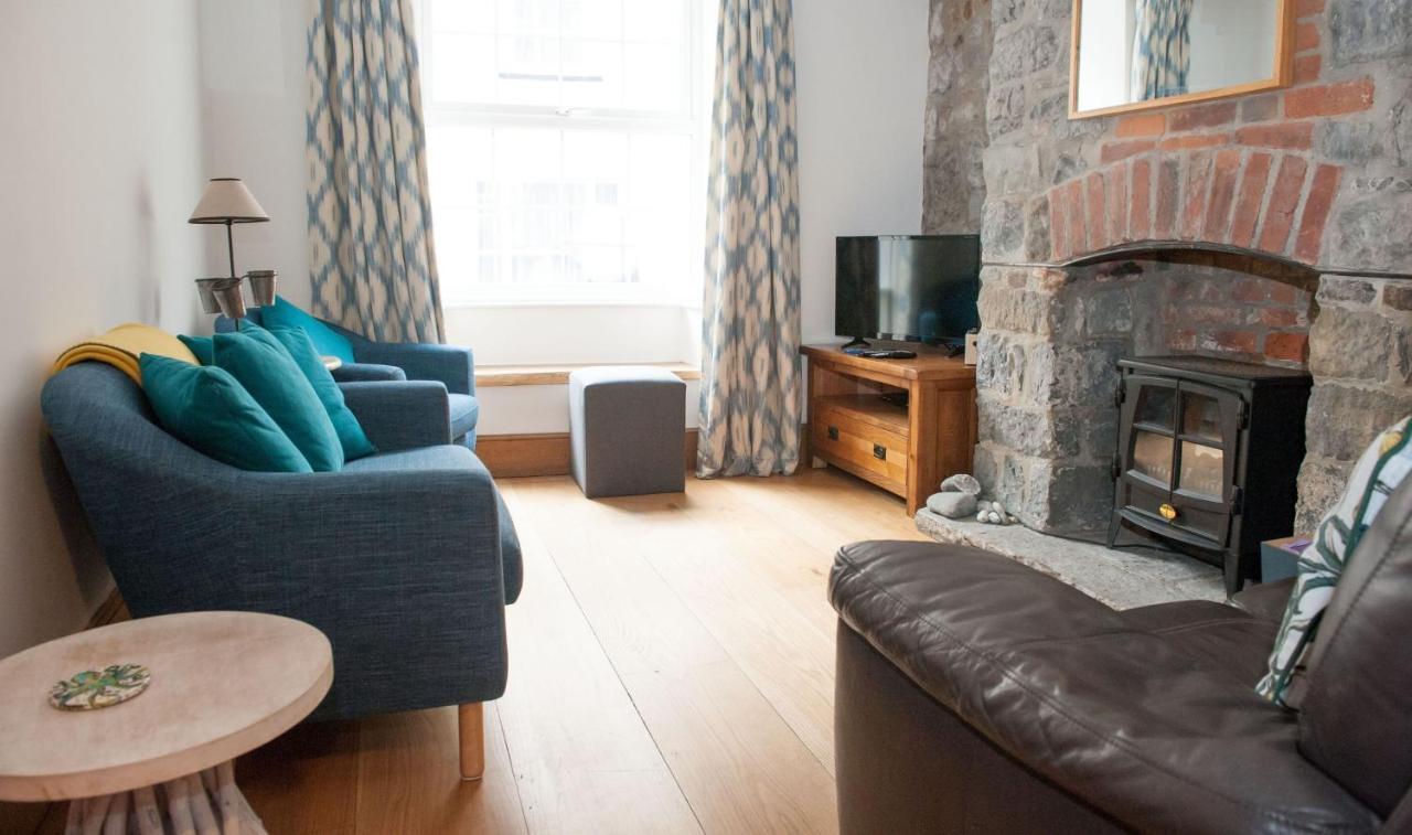 Teal House *